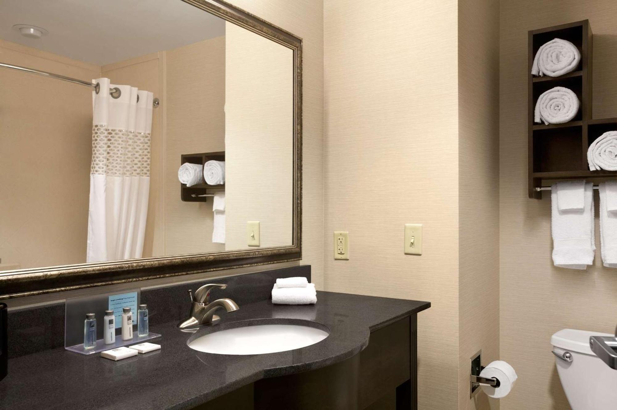 Hampton Inn & Suites - Mansfield Ngoại thất bức ảnh